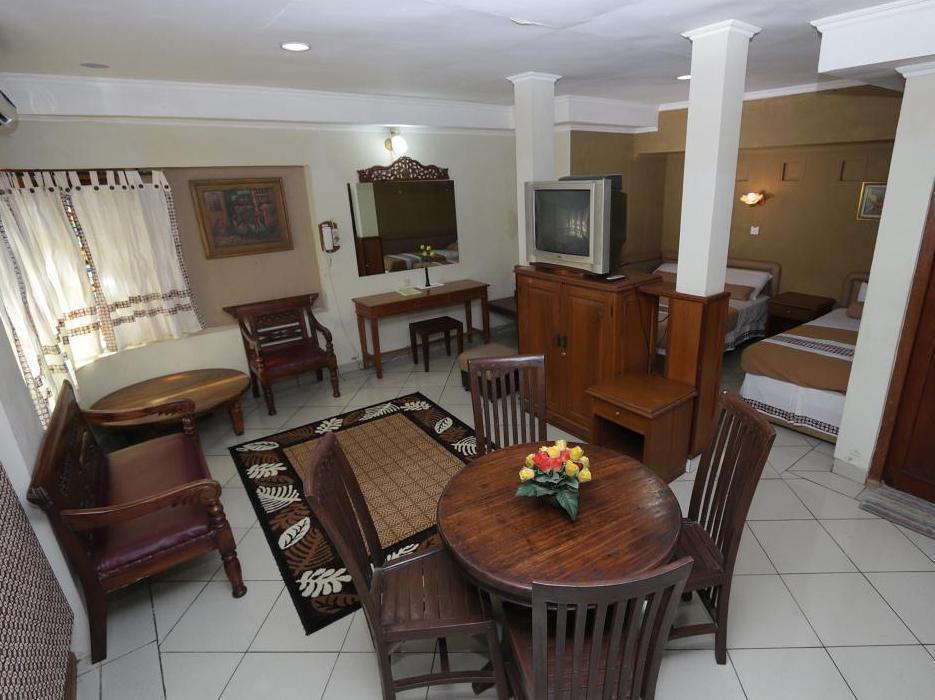 Mataram Hotel Yogyakarta Exterior foto