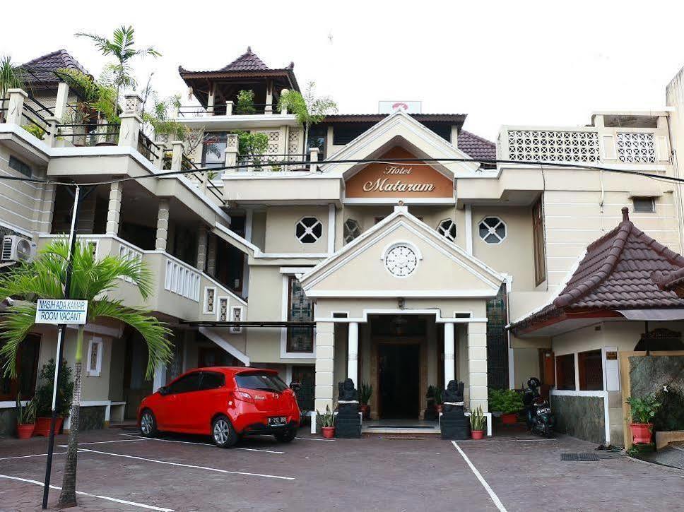 Mataram Hotel Yogyakarta Exterior foto
